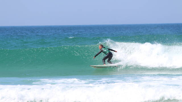 Surf à la baie des Trépassés