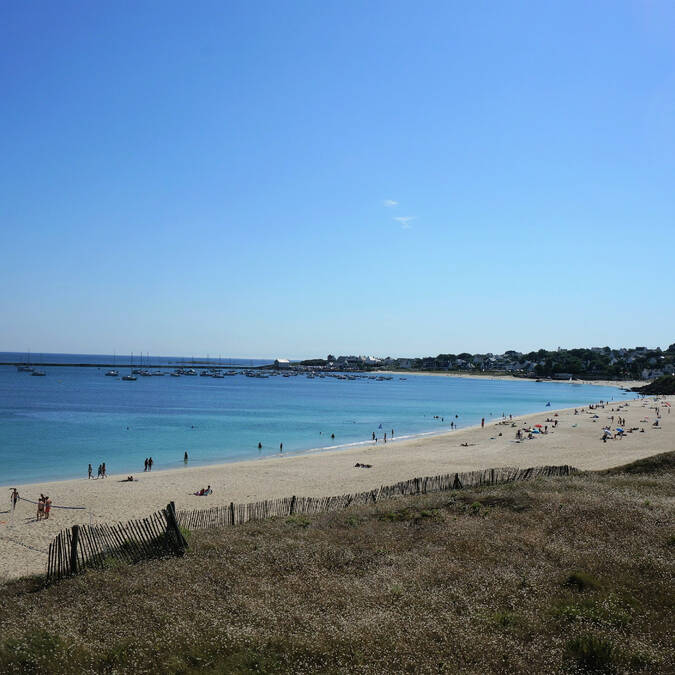 Plage de Trescadec © Ronan Belbeoch - Office de tourisme Cap-Sizun – Pointe du Raz